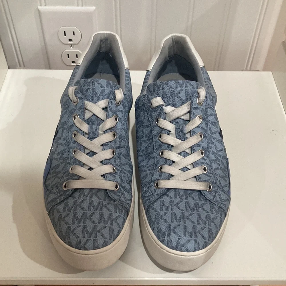 Michael Kors whale sneakers - Picture 2 of 4